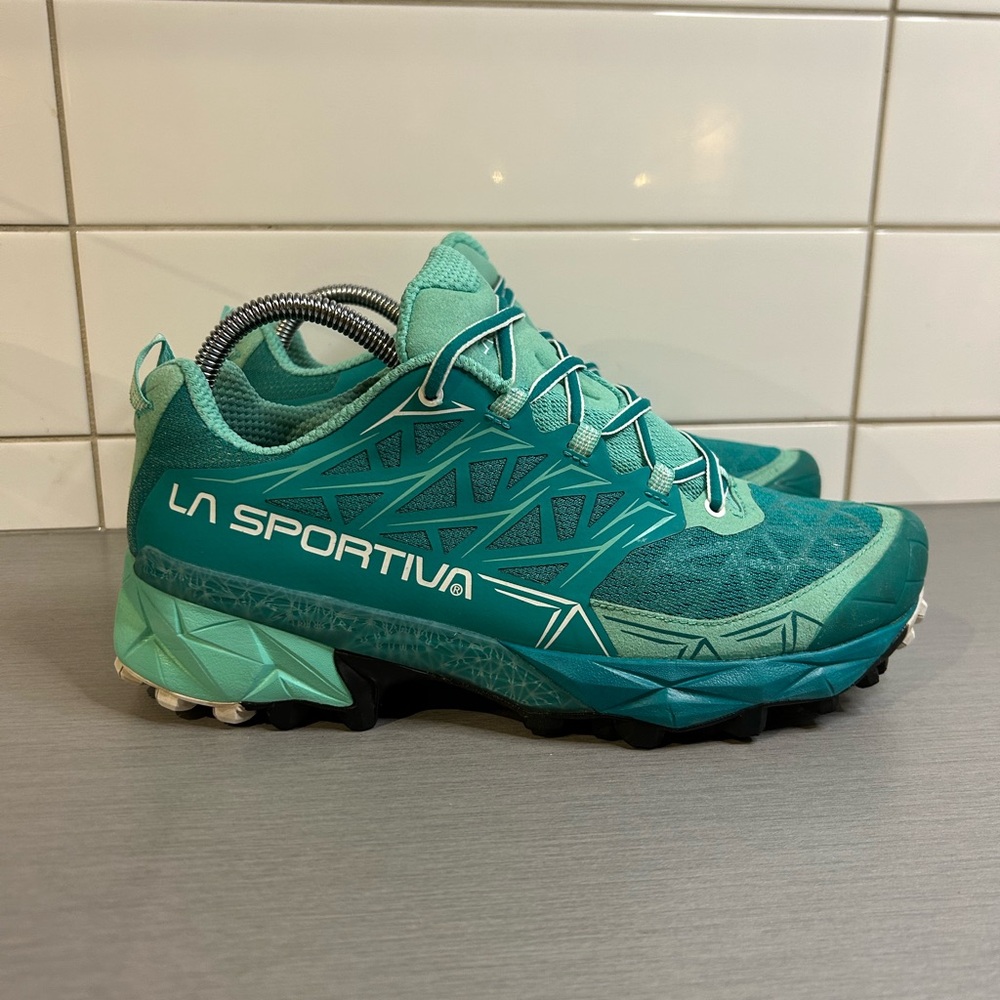 La Sportiva Akyra Women’s Turquoise Trail Shoes